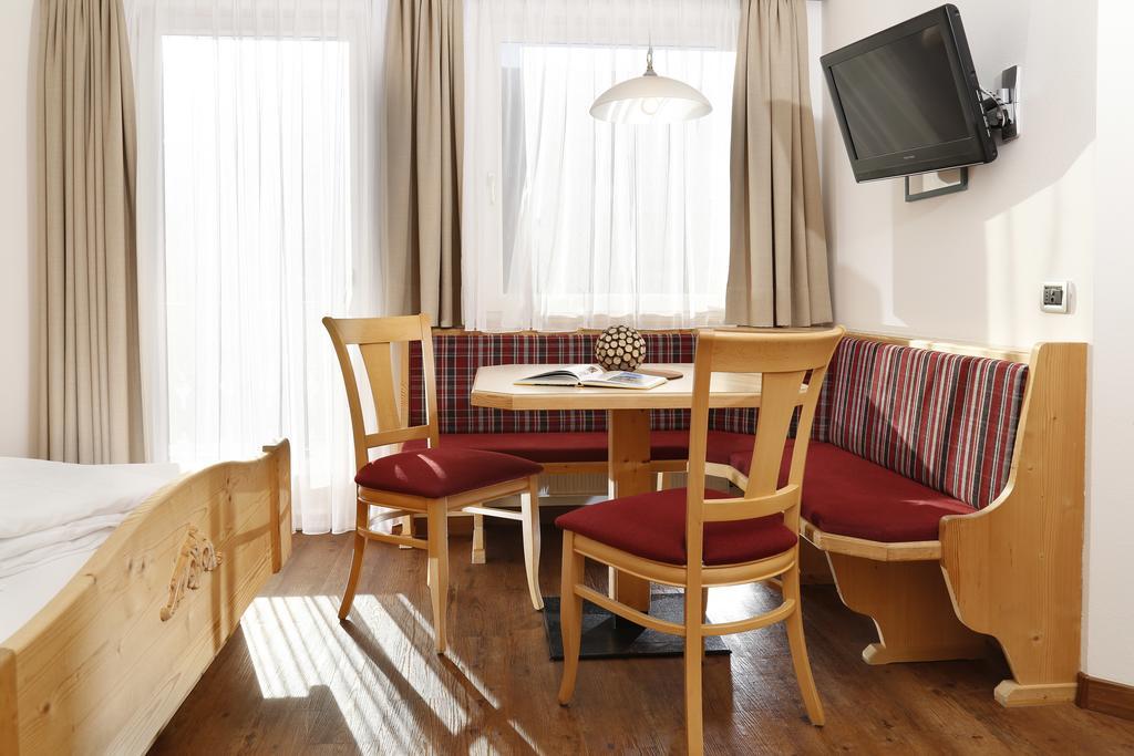 Hotel Hubertusstube Лайон Экстерьер фото